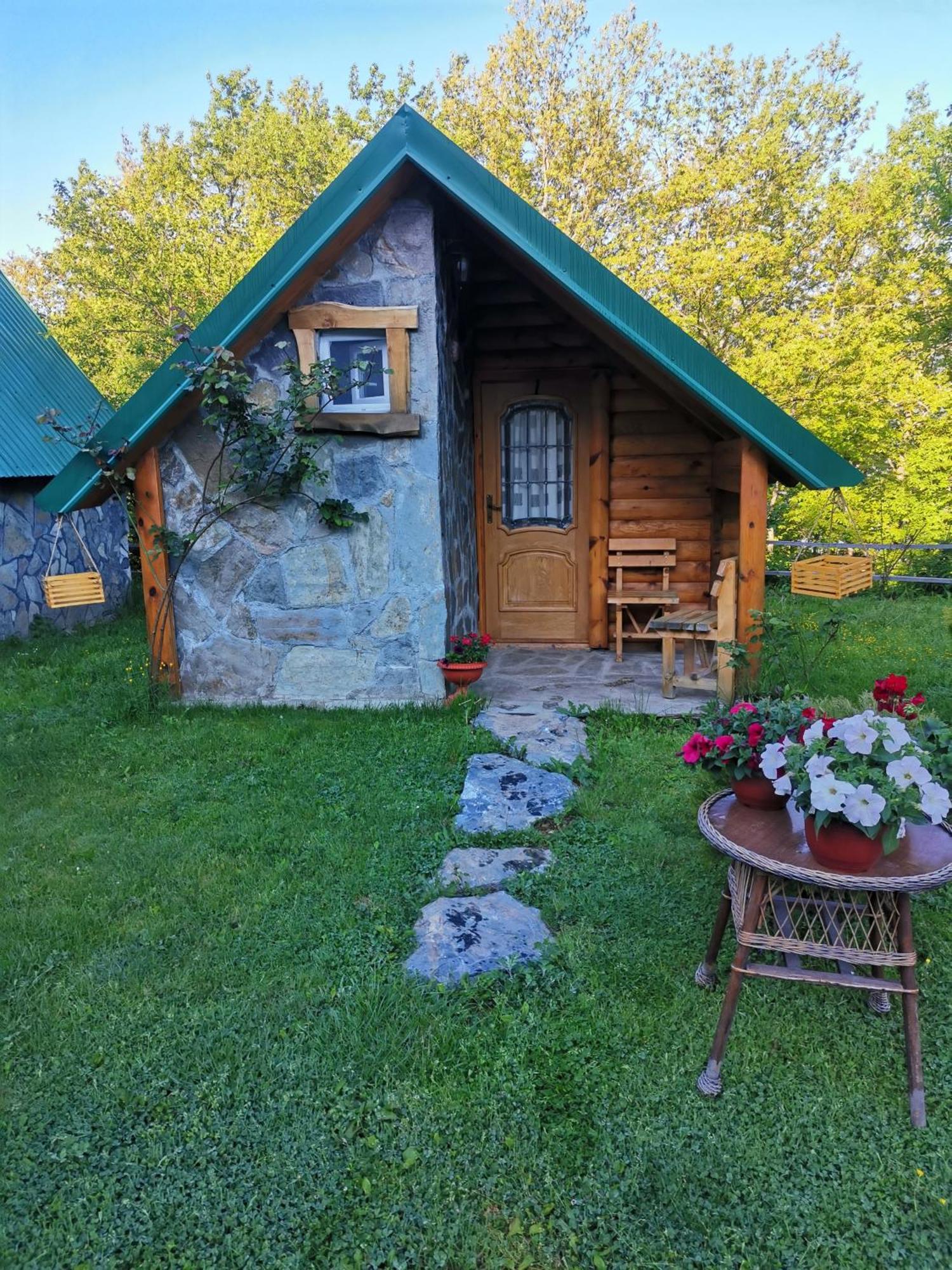 Gazela Bungalov 1 Mojkovac Esterno foto